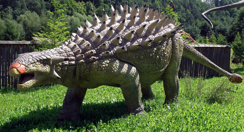Динозавр анкилозавр