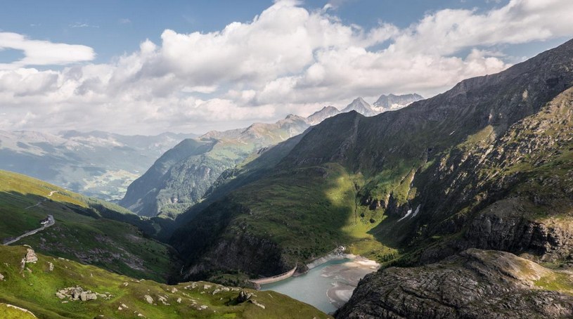 Горы в Австрии, красивый вид, рельеф